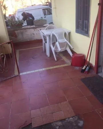 Casa Di Carlo * Torre Caracciolo
